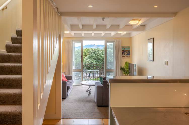 85j Beach Road Akaroa_4