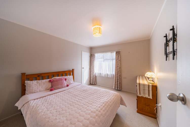 29 Matipo Crescent Pukete_14