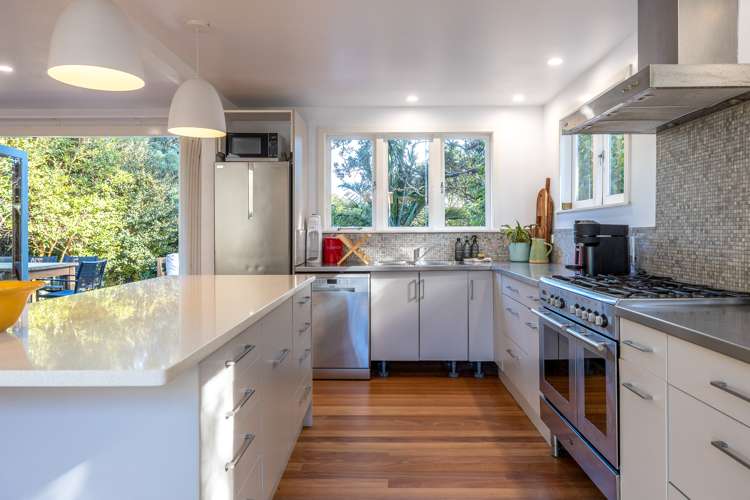 14 Hillside Road Ostend_7