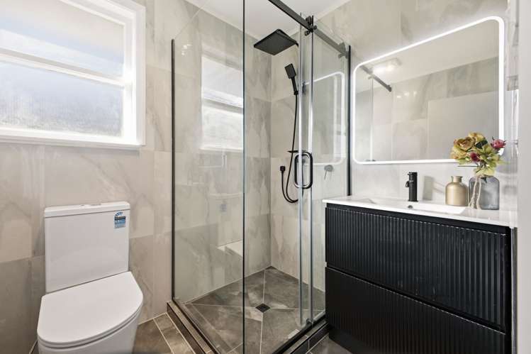 64 Fisher Crescent_4