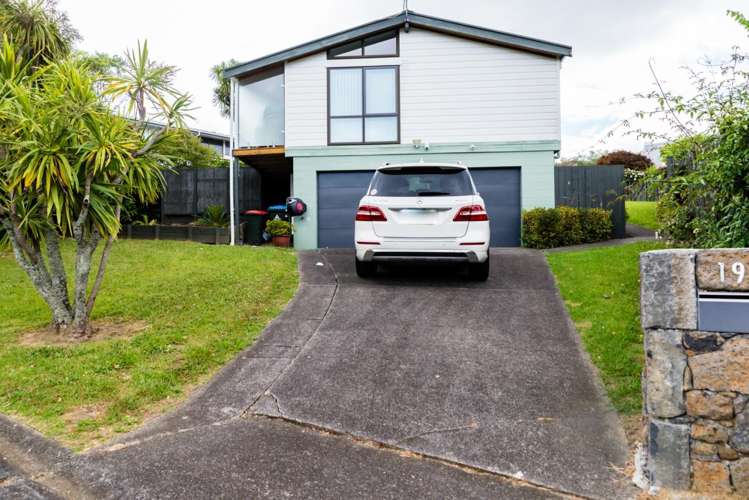 19 Pyatt Crescent Saint Johns_11