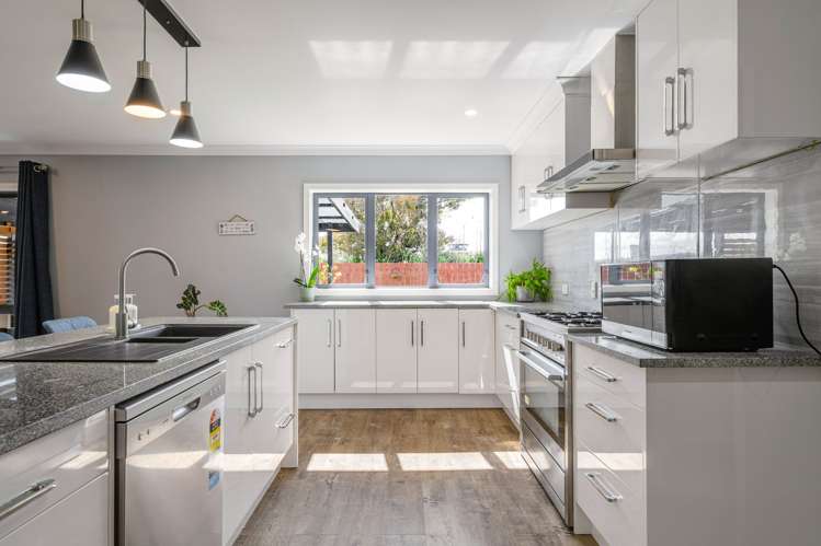 38 Airport Drive Milson_5