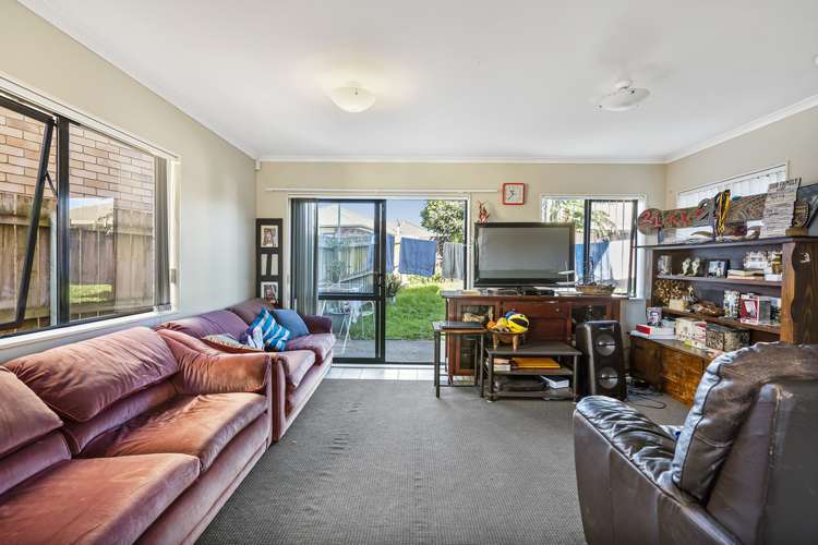 96 Naylors Drive Mangere_3