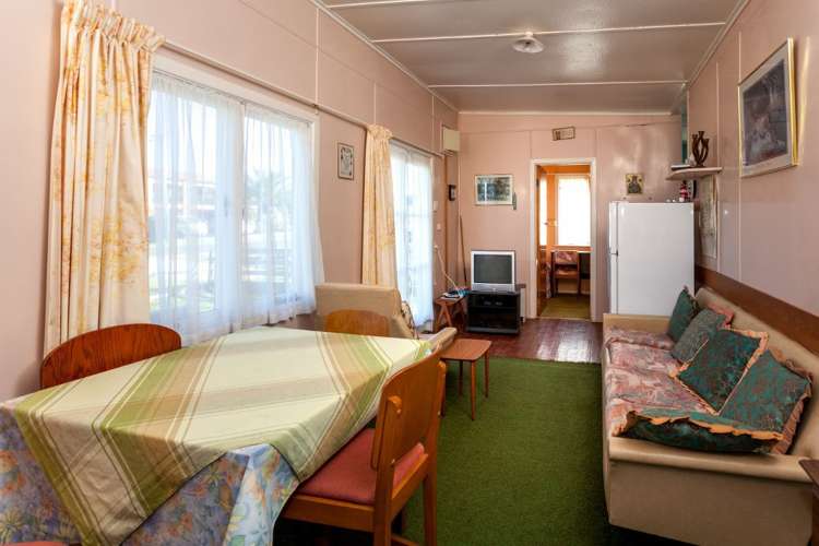 114 Beverley Terrace Whangamata_8