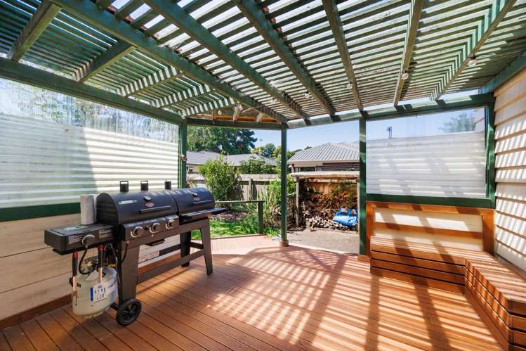 24 Rainforth Street Roslyn_2