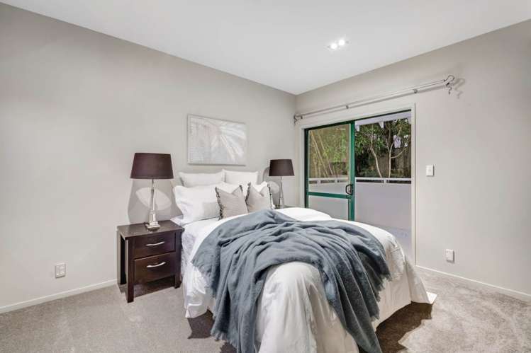 100 Hadfield Street Beach Haven_17