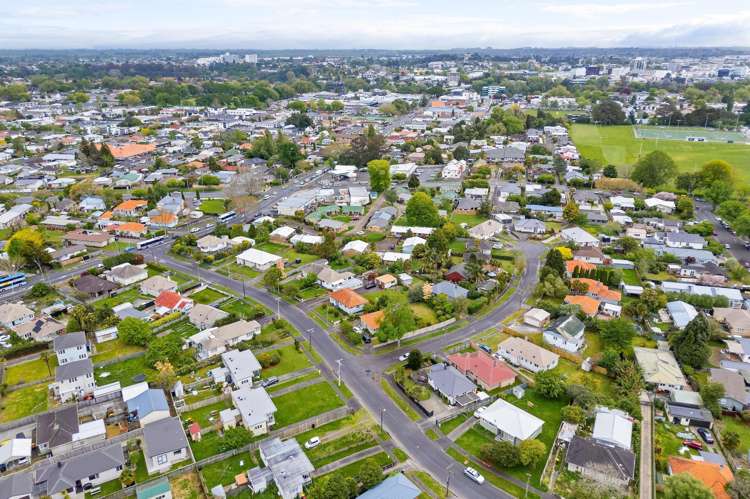 20 Pinfold Avenue Hamilton East_25