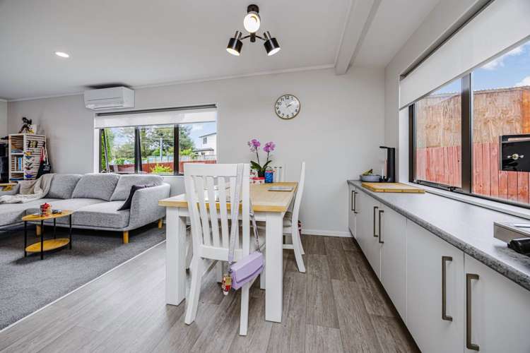 2/28 Gloucester Road Manurewa_6