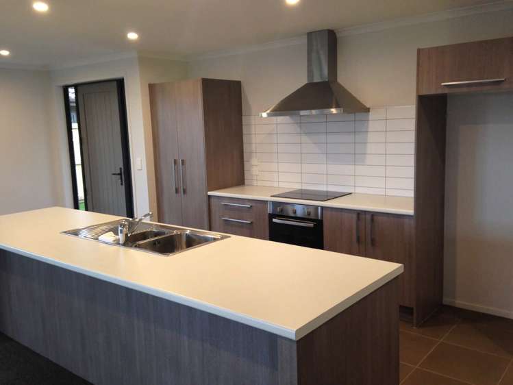 16 Kennedy Lane Hamilton East_29