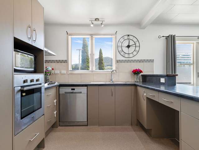 93 Mount View Drive Mangakakahi_2