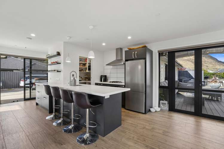 24 Risinghurst Terrace Lower Shotover_3