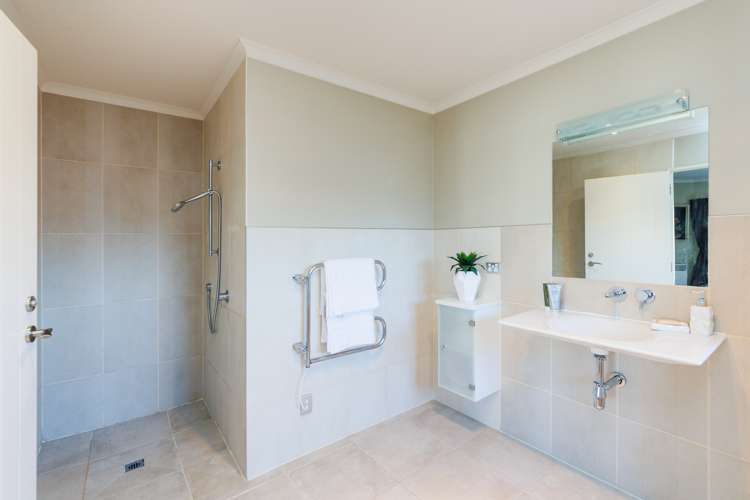 152 Park Road West End_19