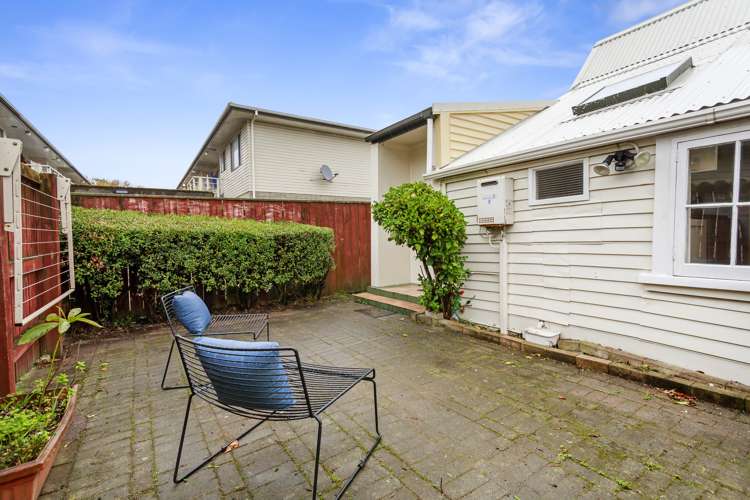 14 Oxford Street Tawa_13