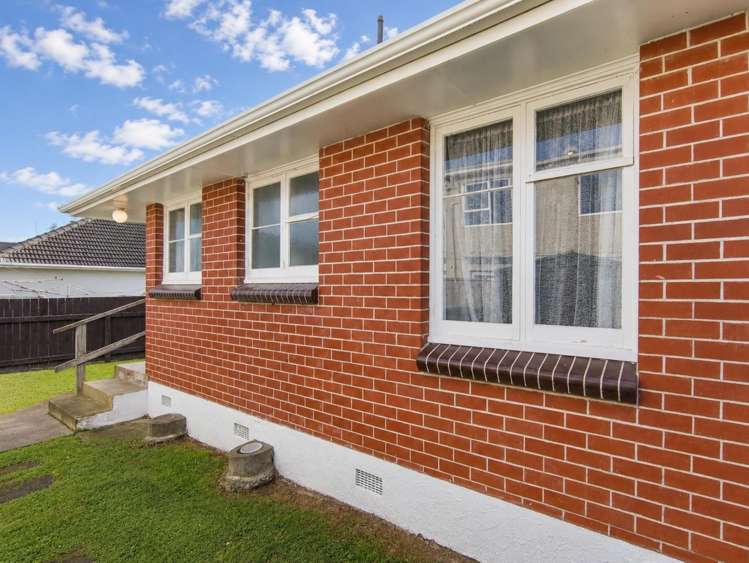6/64 Gibbons Street_2