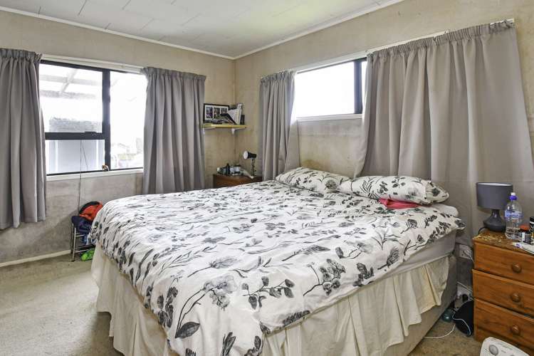 8 Southview Place Wattle Downs_9