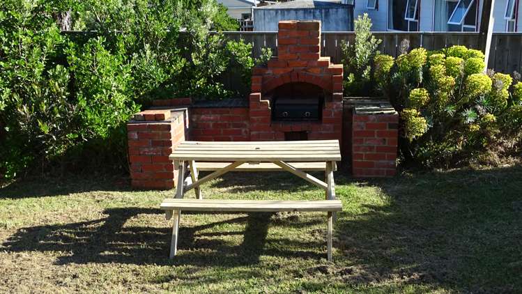 13 Arataki Grove Waitarere Beach_16