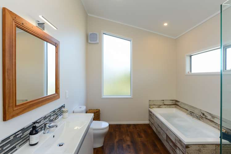 10 Churchill Drive Taradale_17