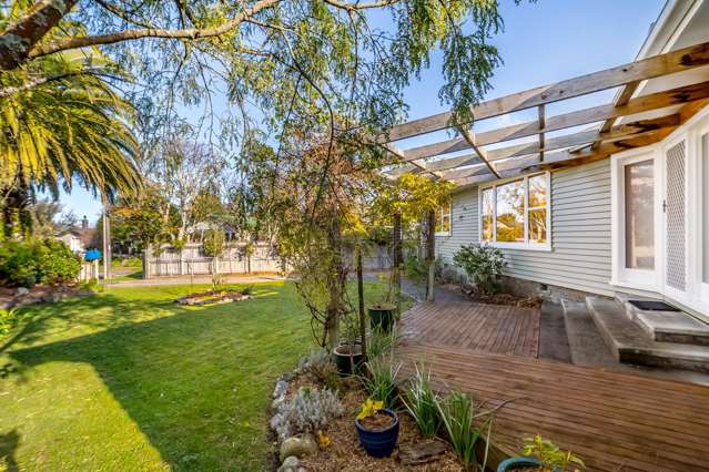 9 Card Crescent Featherston_1