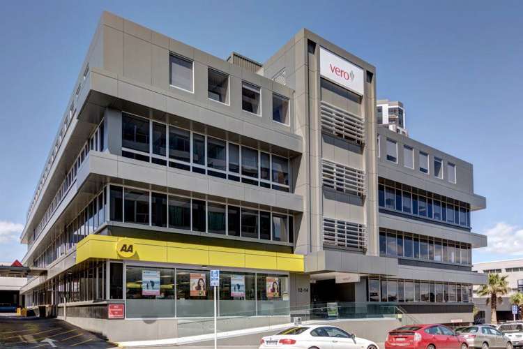 GF/12 Northcroft Street_0