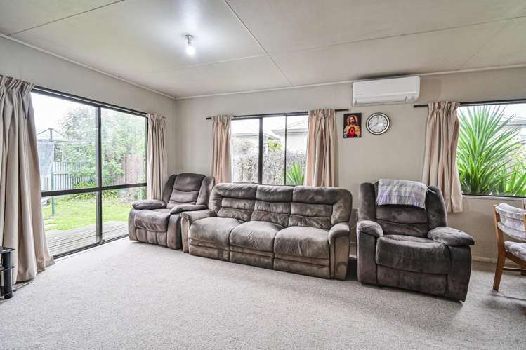2/708 Terrace Road_3