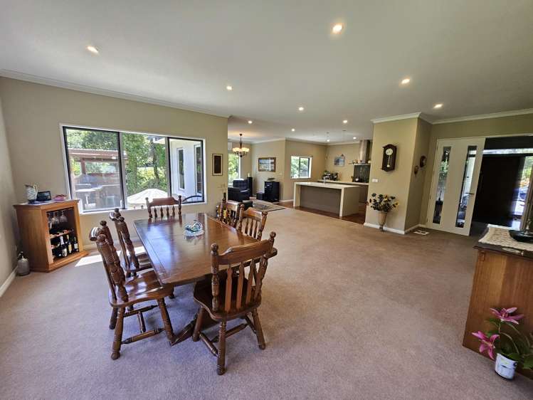 122B Rutherglen Road Paroa_3