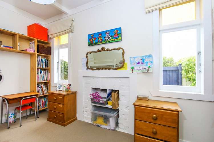 14 Tui Street Point Chevalier_13