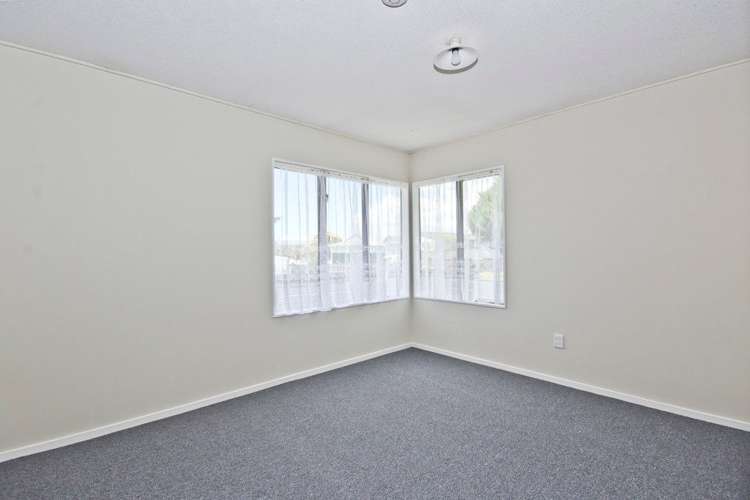 7 Hinerau Street Henderson_7