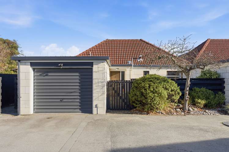8/4 Broadbent Street_2