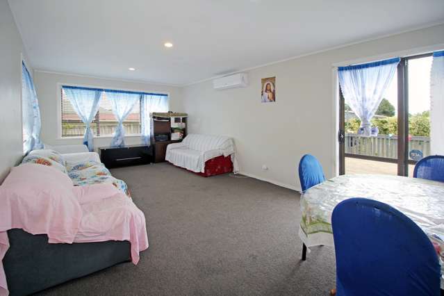 14 White Road Manurewa_3