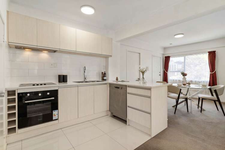 56 Girrahween Drive Totara Vale_9