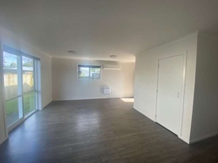 67 Chiefs Court Hamilton East_1