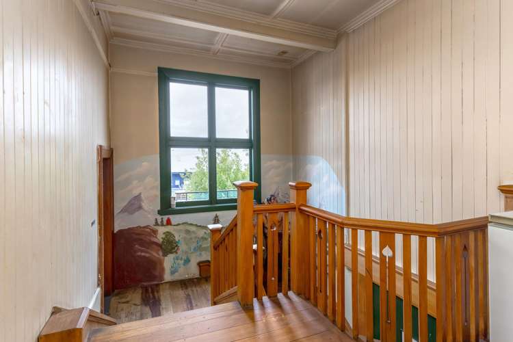 20 Memorial Square Carterton_31