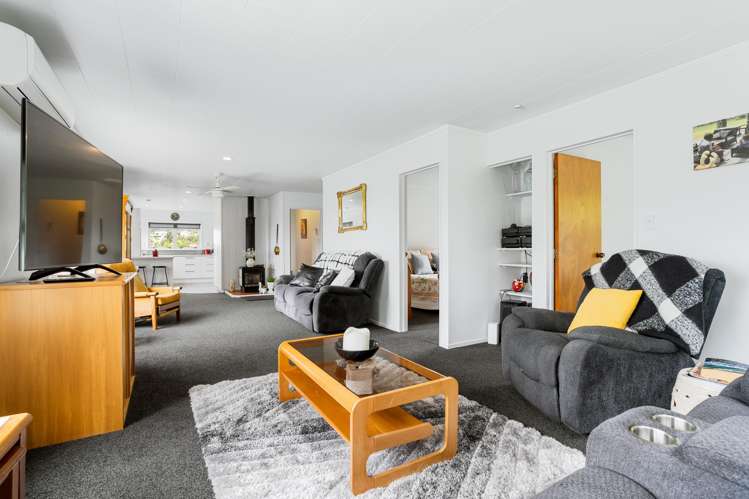 115 Chevron Crescent Whangamata_14