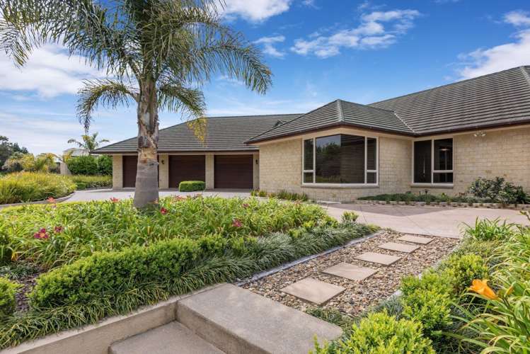 10 Araminta Place Beachlands_12