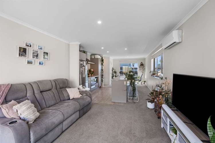 2/162 Waihi Road Judea_7