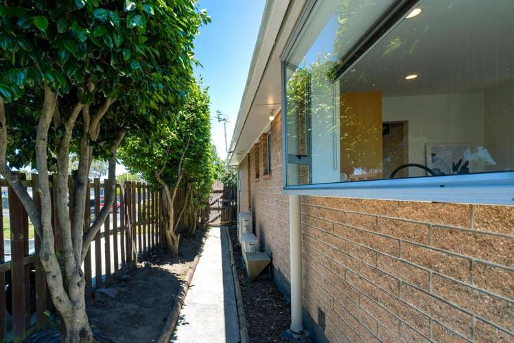 11 Gibson Drive Hornby_18