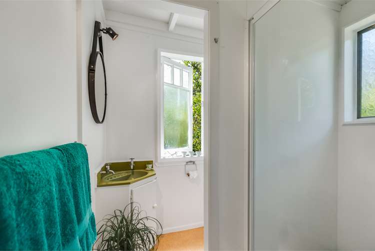 15 Beatty Parade Surfdale_15