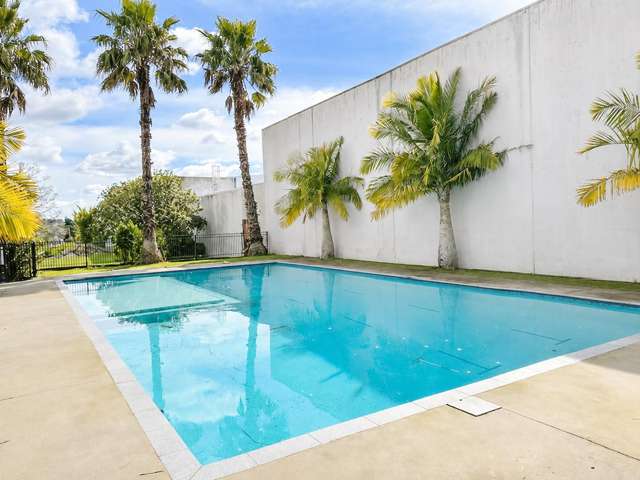 POOL, GYM. CARPARK. GREAT VALUE.