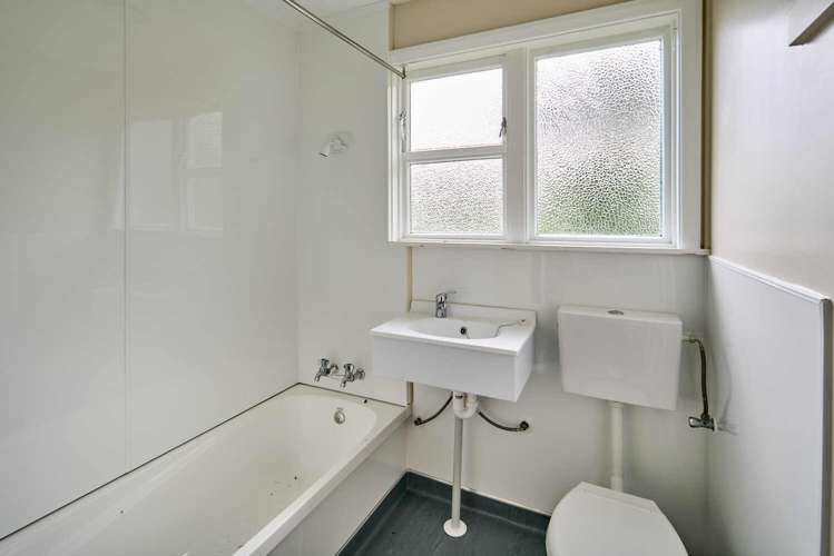 40 Victory Avenue Karori_9