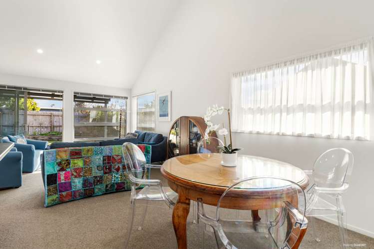 4B Shanley Crescent Waiuku_6