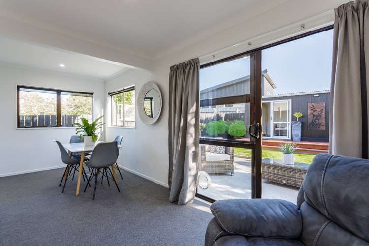 2/15 Riverside Drive Waiwhetu_7