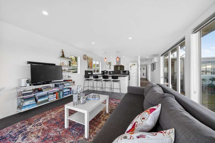 5 Harapaki Road Riversdale Beach_4