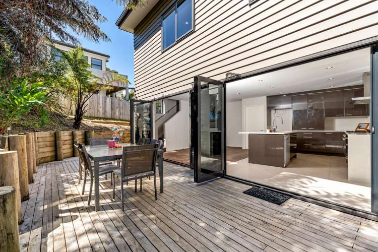 21 Mariners View Road Beach Haven North Shore City Houses for