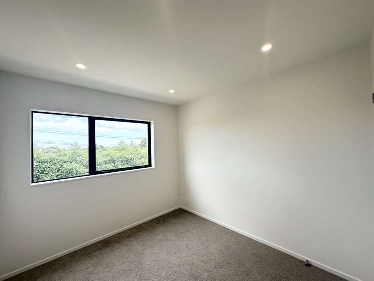 137 Grove Road Papakura_12