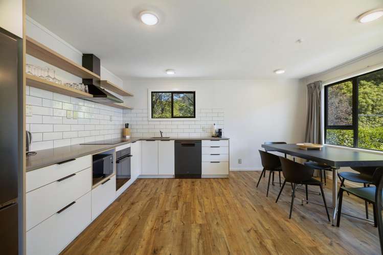 66A and 66B Robins Road Queenstown_7
