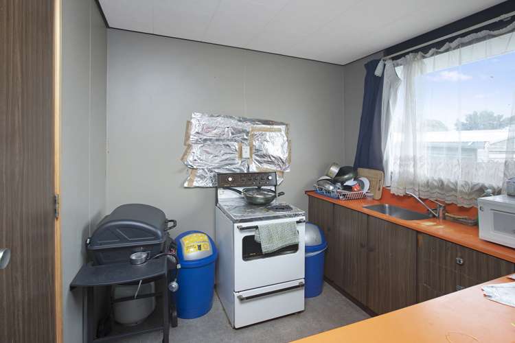 12 Bromley Road Bromley_7