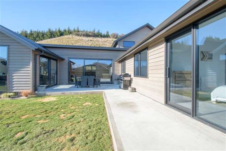 68 Myles Way Lower Shotover_30