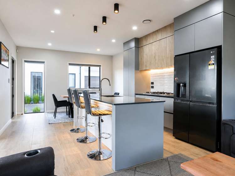 4/64 Banbury Crescent Fairfield_10