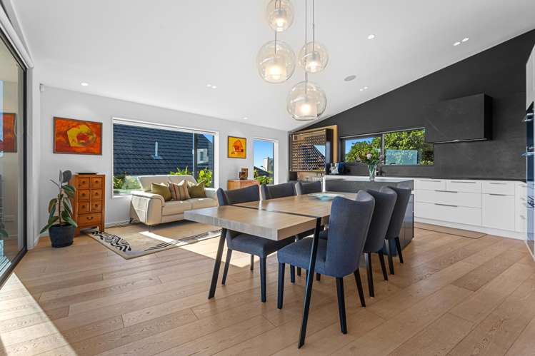 3 Inverness Lane Redcliffs_6
