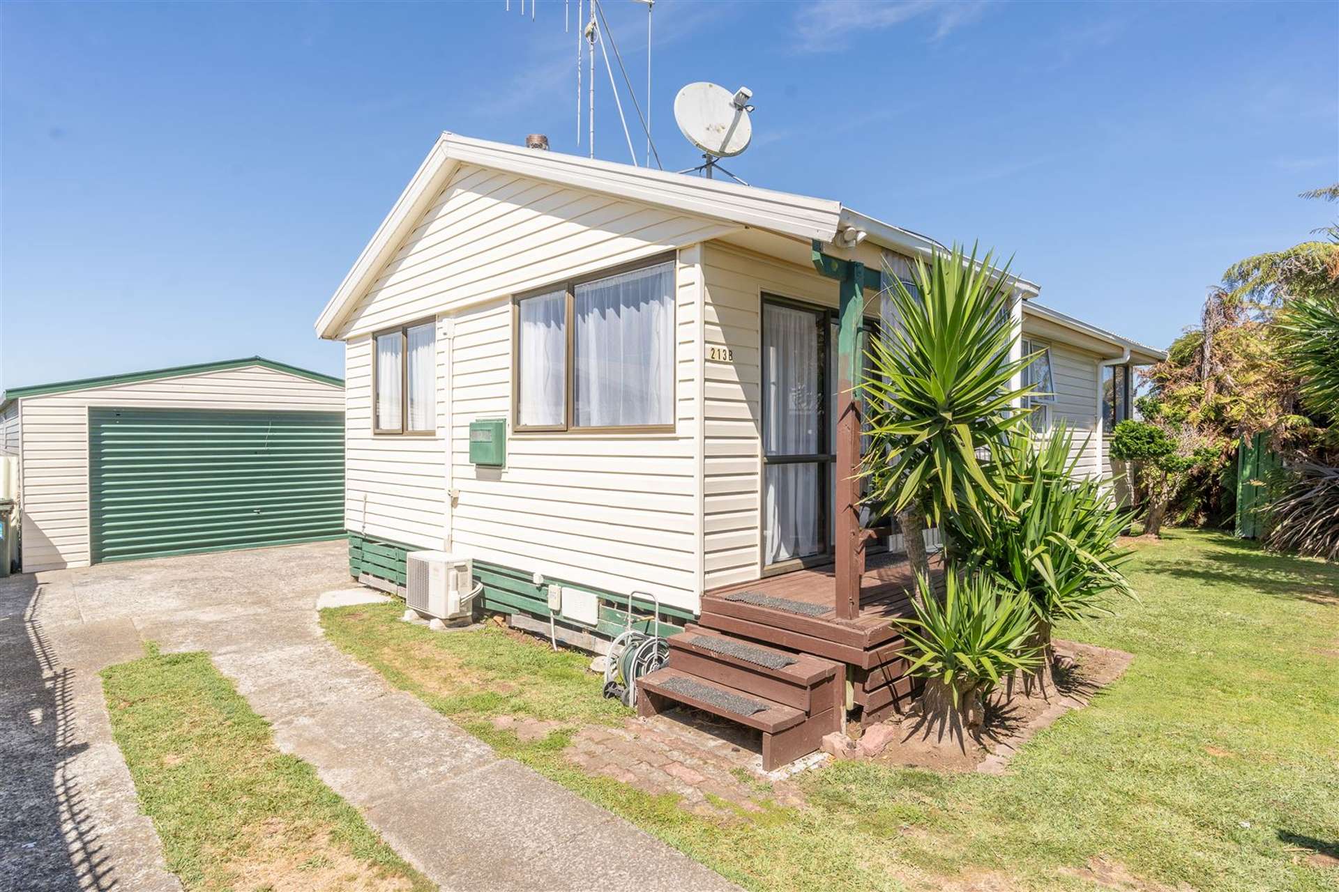 213b Tuhikaramea Road Dinsdale_0